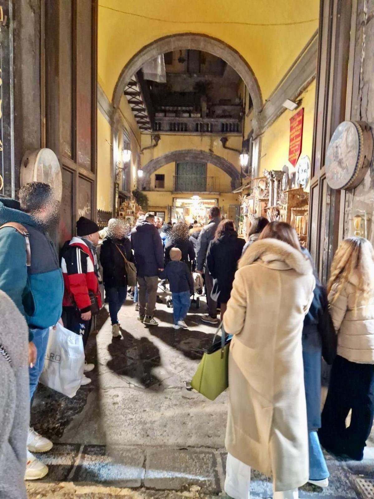 La Dimora Nei Presepi In San Gregorio Nápoles Exterior foto